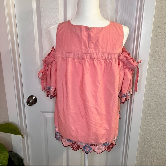 LOFT Embroidered Cold Shoulder Short Sleeve Boho Pink Top Sz. M - Picture 2 of 5